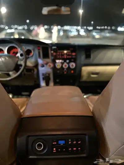 اسكويا موديل 2013 عداد 299 الف دبل ثلاجه بودي بلد index