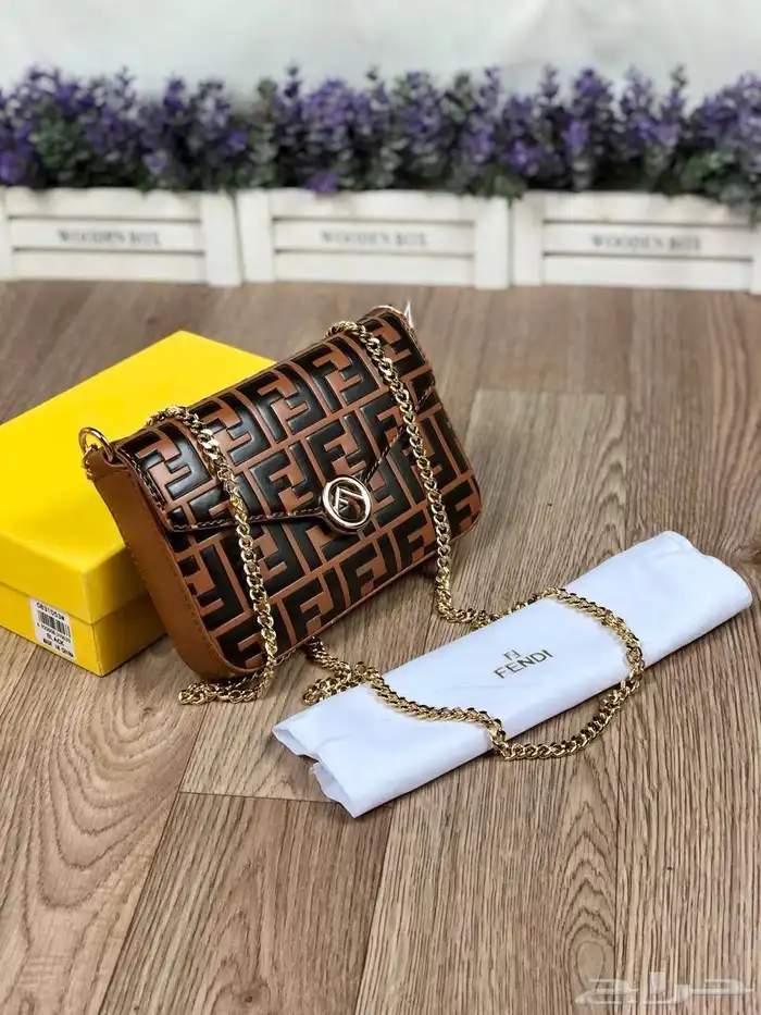 شنط ماركات درجه اولى 3