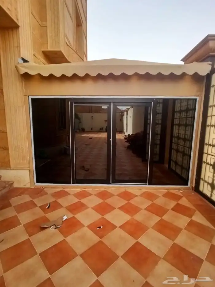 محل بن قحطان بيوت شعر قرميد 3