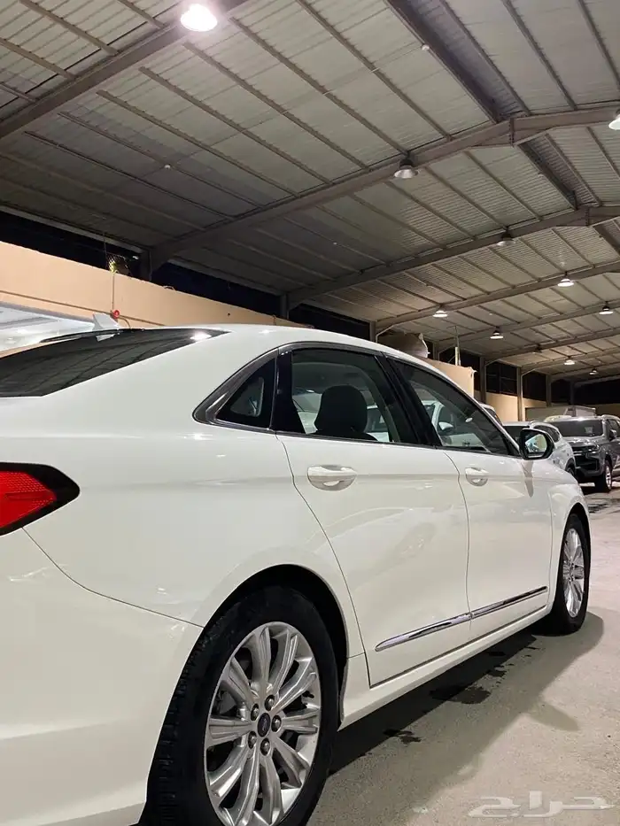 فورد توروس 2022 15