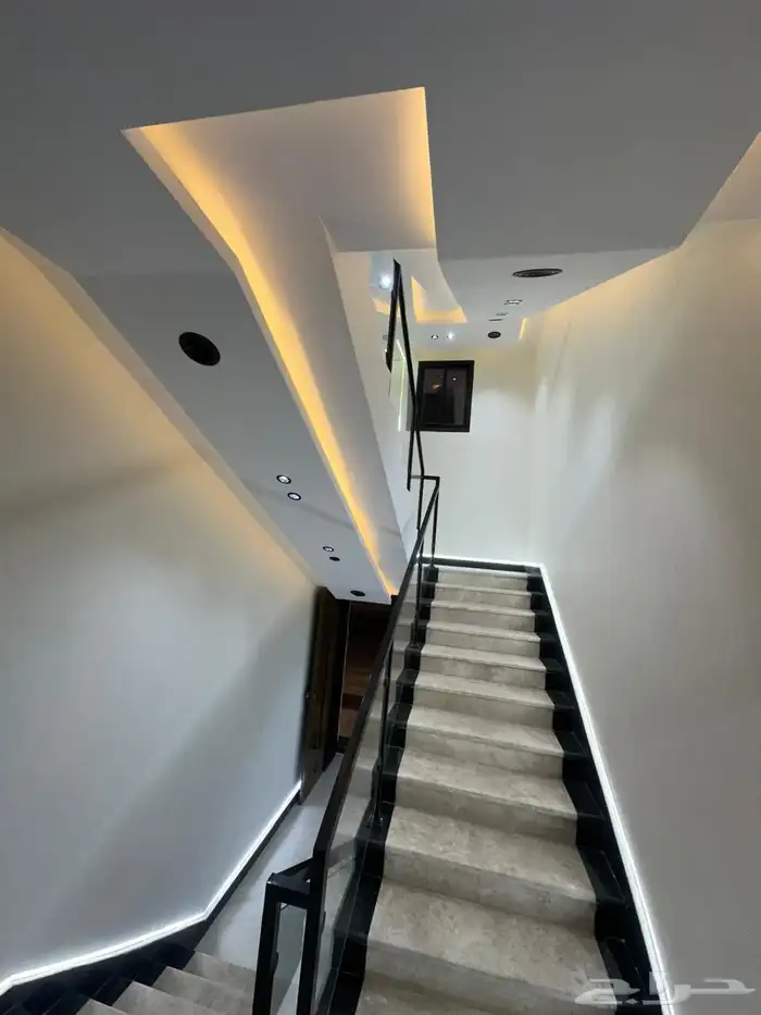 للبيع شقق نظام ادوار حي دره الموسى بجوار جميع الخدمات 2