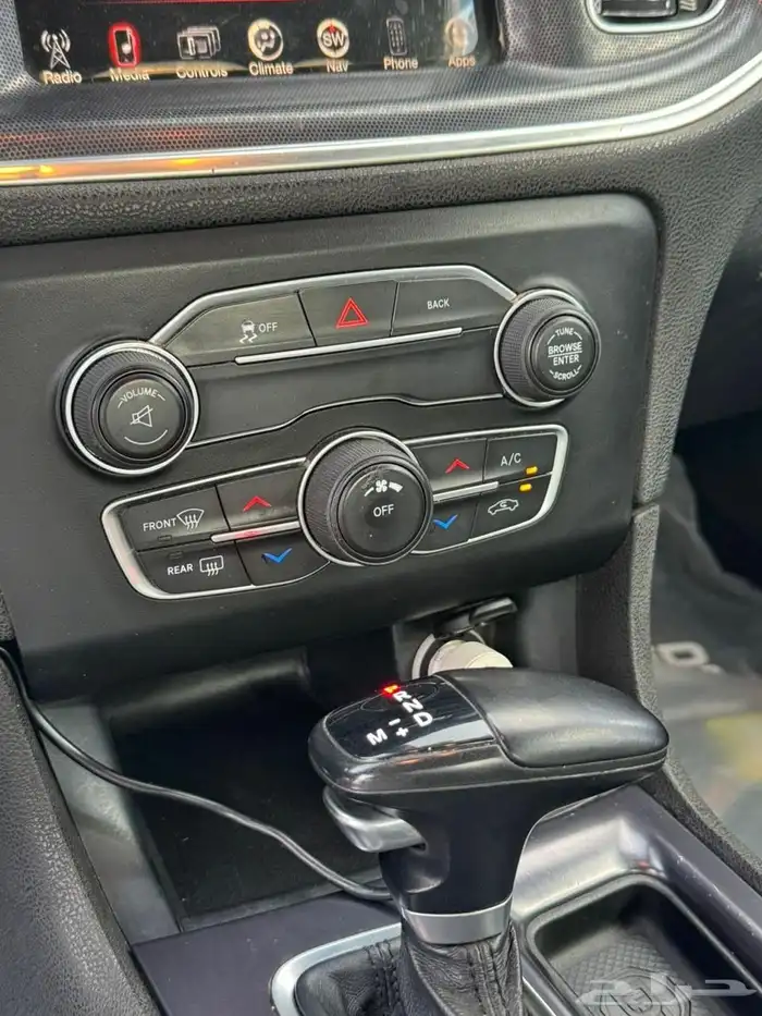 تشارجر 2016 للبيع 15