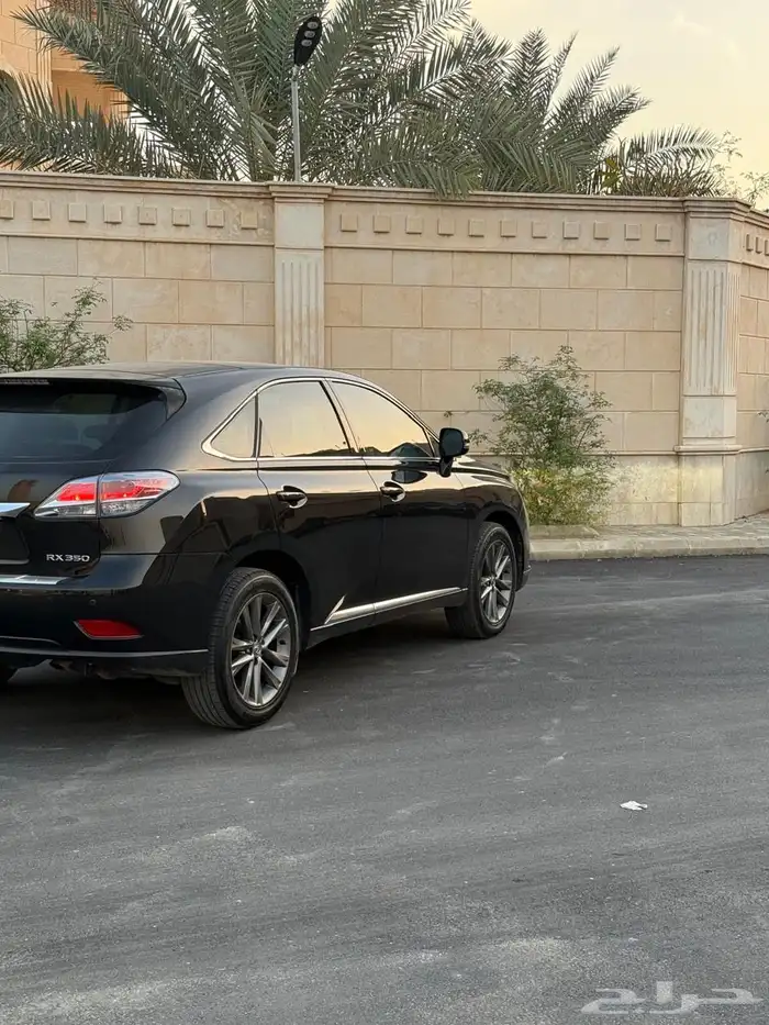 للبيع لكزس RX350 فل كامل موديل 2013(عبداللطيف جميل) نظيفة 1