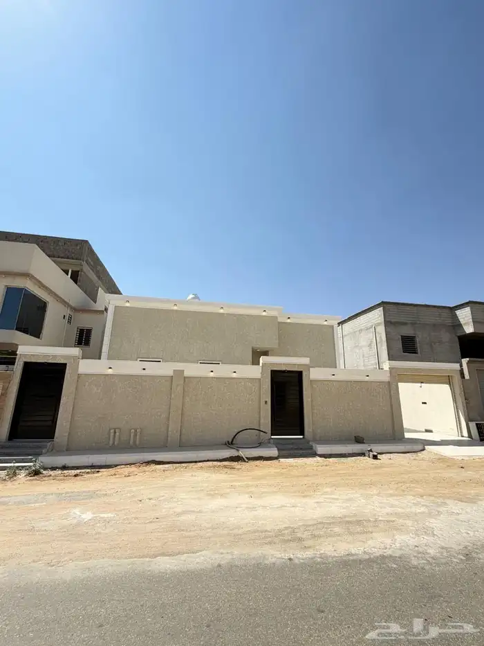 للبيع دور مستقل مساحه 500م ب850 الف 0