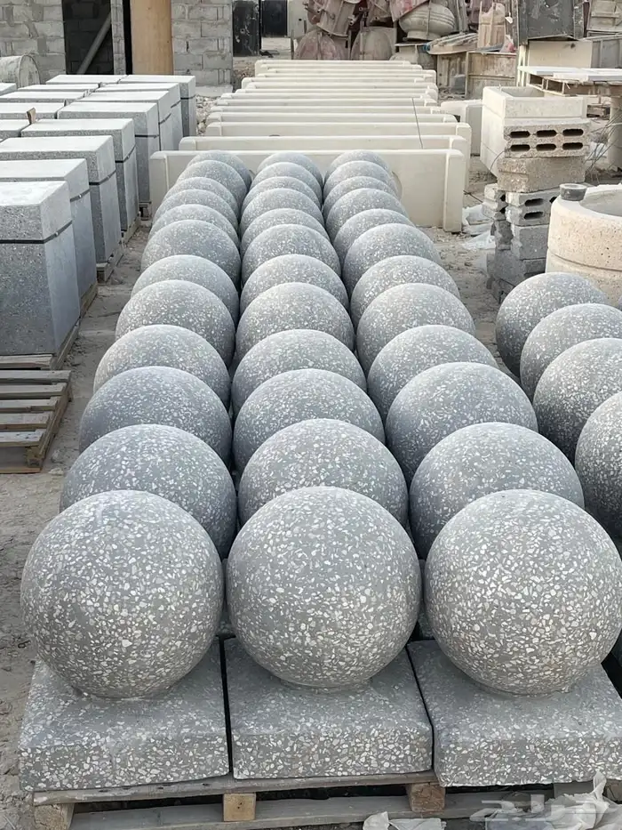 كراسي خرسانيه احواض زهور جميع اعمال زينة الحدائق 14