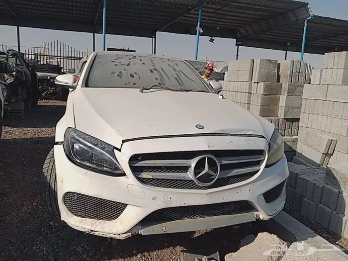 تشليح قطع غيار السيارات يوجد سياره 2015c 0