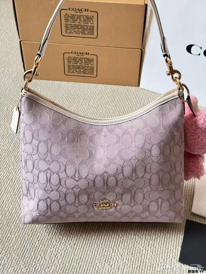 احذيه وجزم لويس فيتون ونيوبلانس فندي وشنط كتف ماستر 89