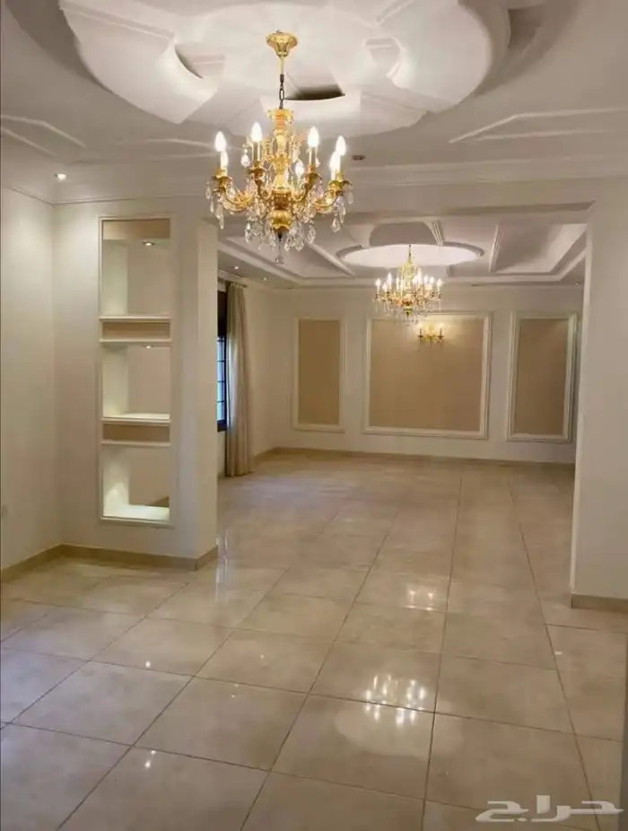 شقة للبيع في جدة حي الروضة مساحتها 244 م 5