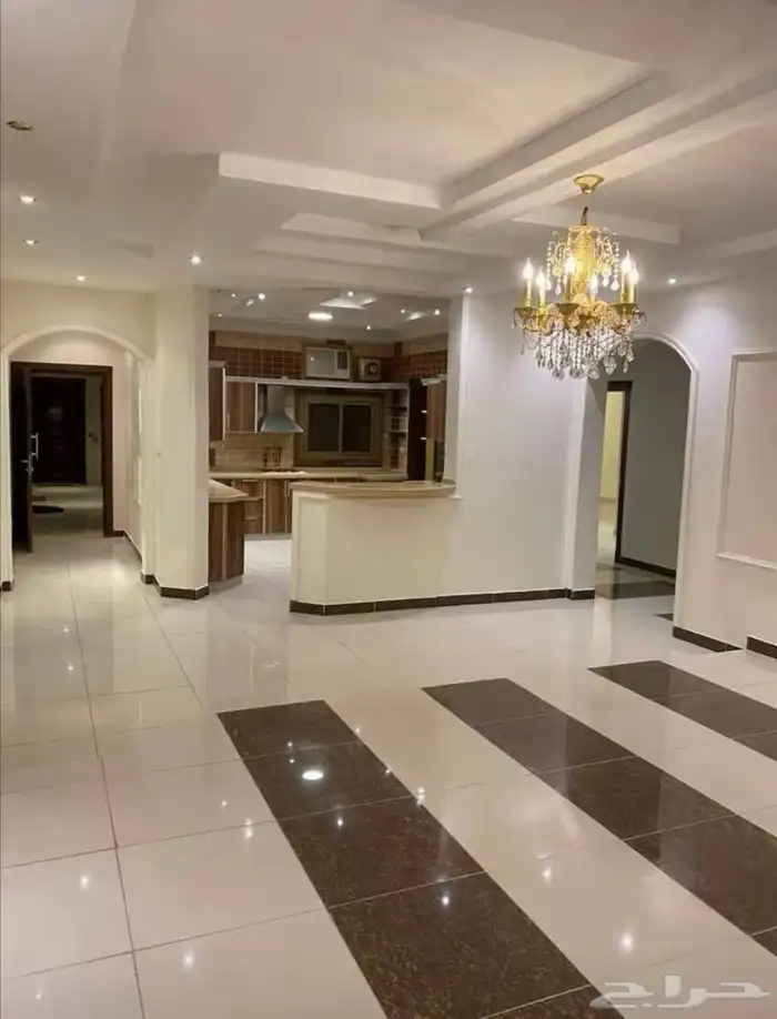 شقة للبيع في جدة حي الروضة مساحتها 244 م 7