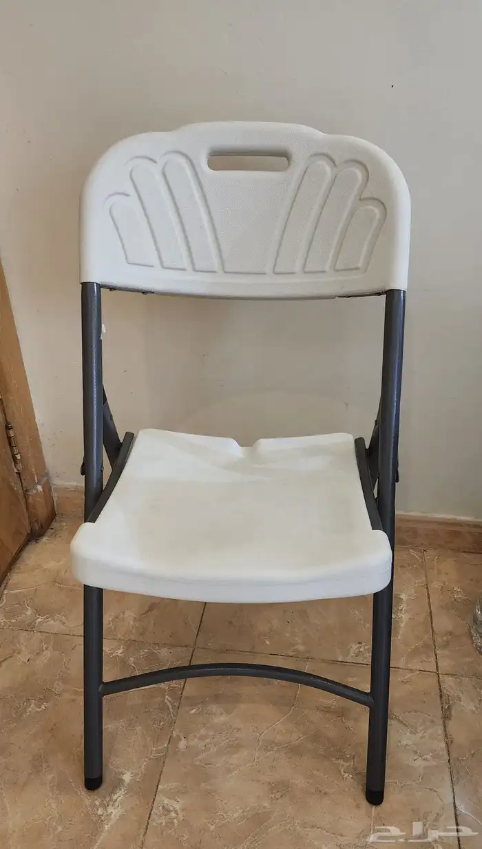 كرسي نظيف للبيع 0