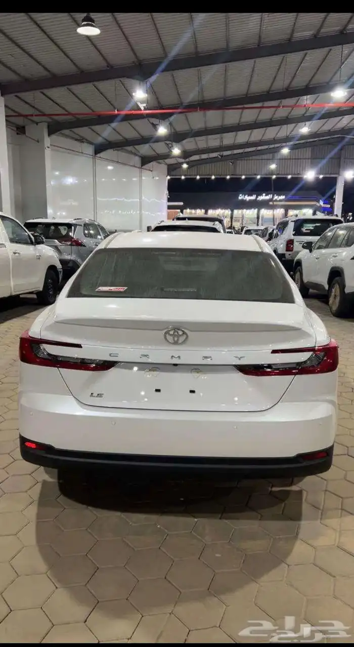 تايوتا كامري 2025 LE بنزين 1