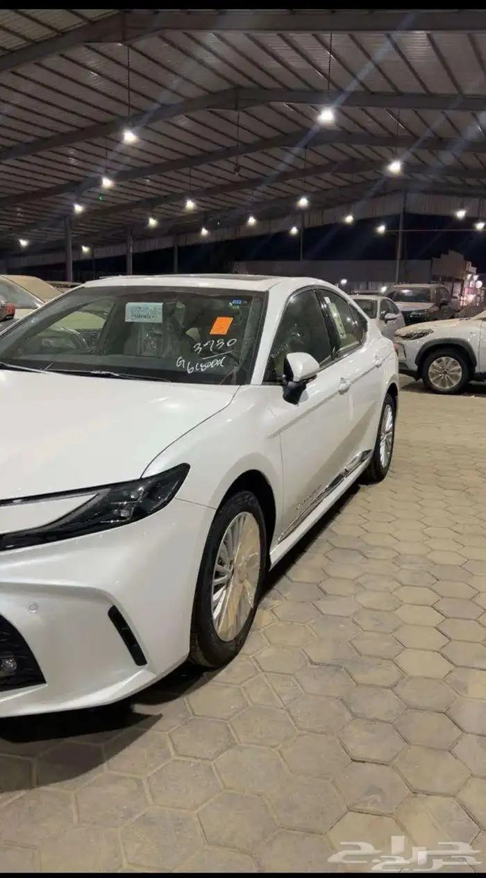 تايوتا كامري 2025 LE بنزين 0