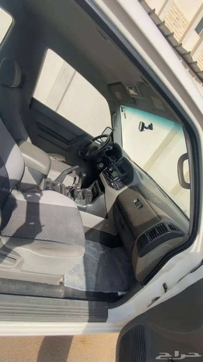 باجيرو ربع للبيع 18