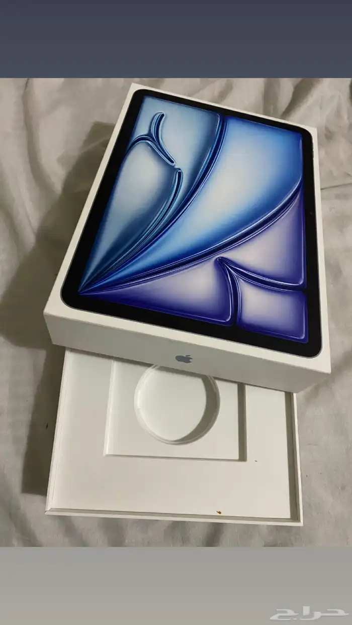 ايباد اير 2025   256 قيقا   معالج M3 1