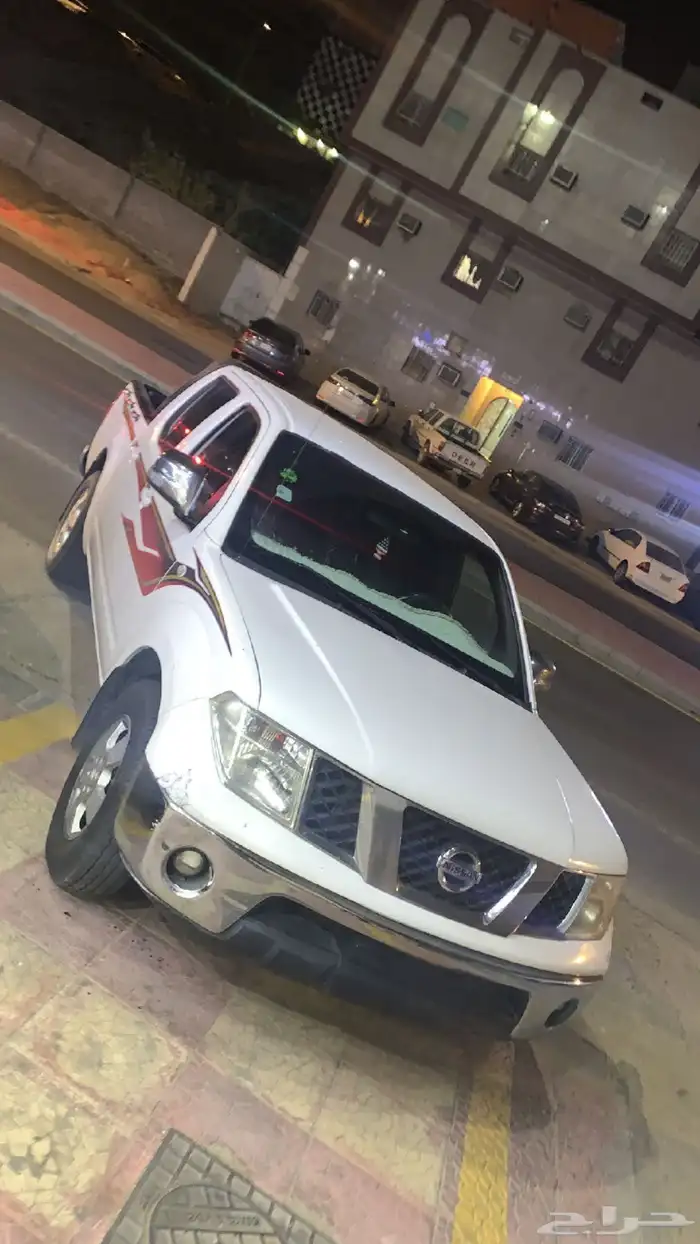 نيسان نفاره موديل 2010 5