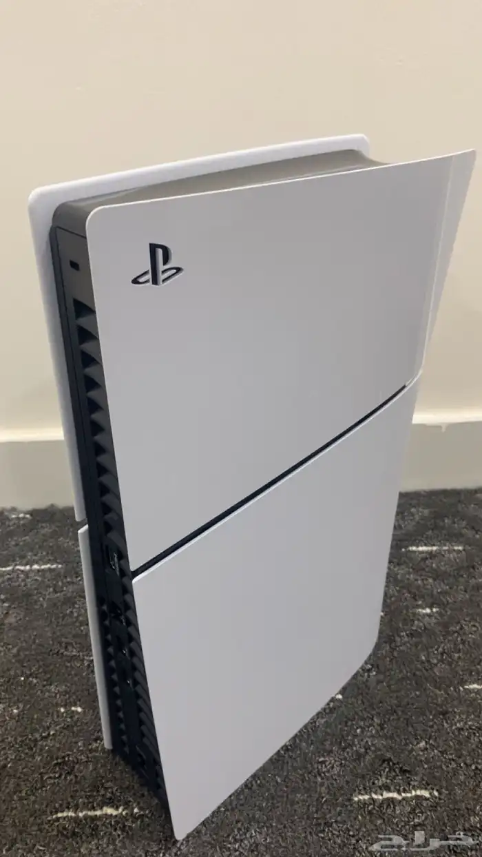 سوني 5   يد إضافيه و سماعات و شريط فيفا 26 1