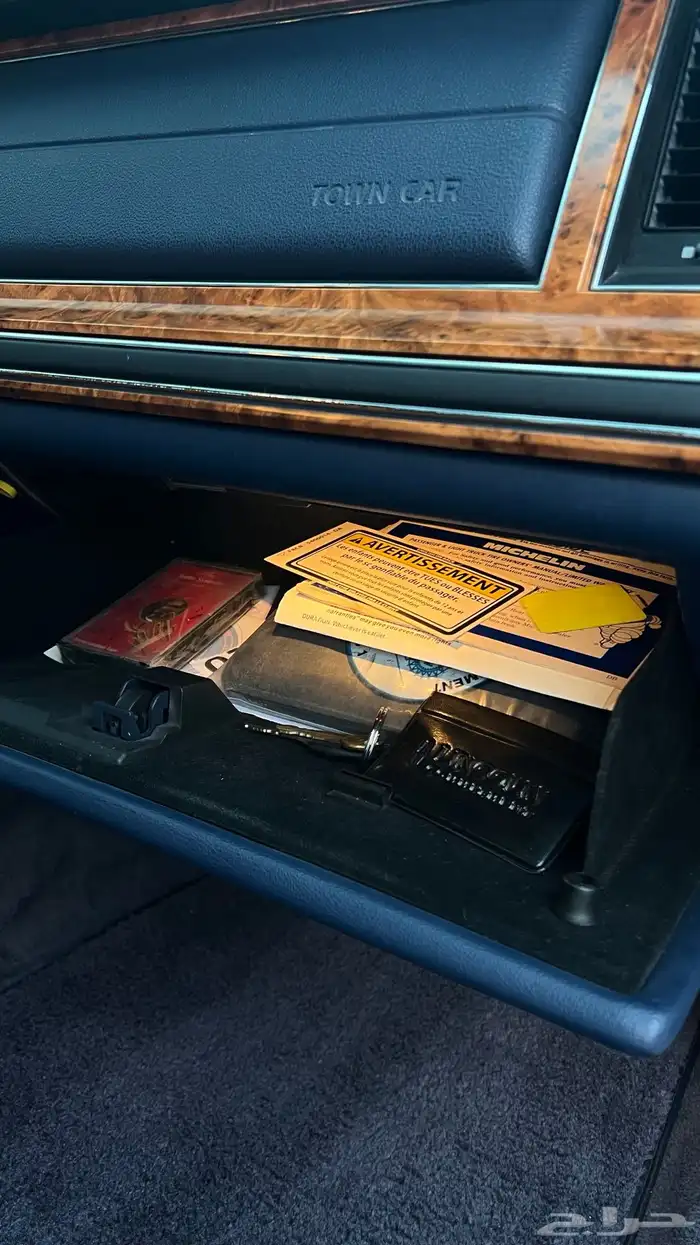 لينكون تاون كار 1994 مخزن 68