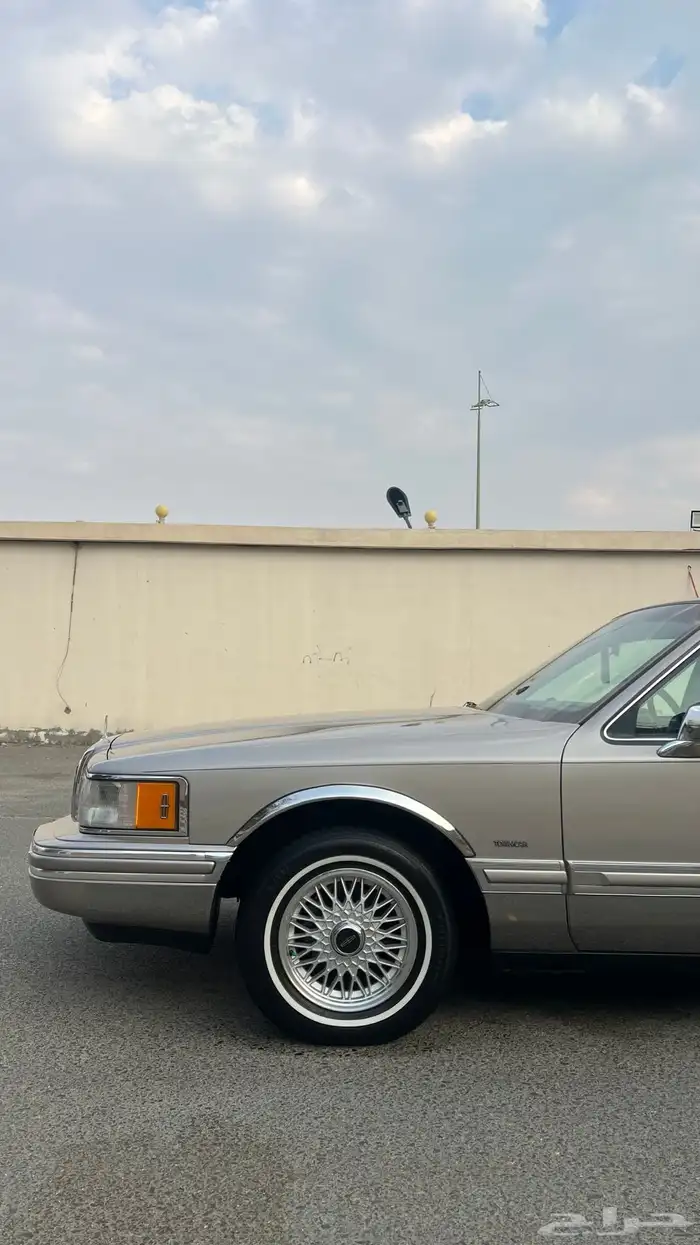 لينكون تاون كار 1994 مخزن 3