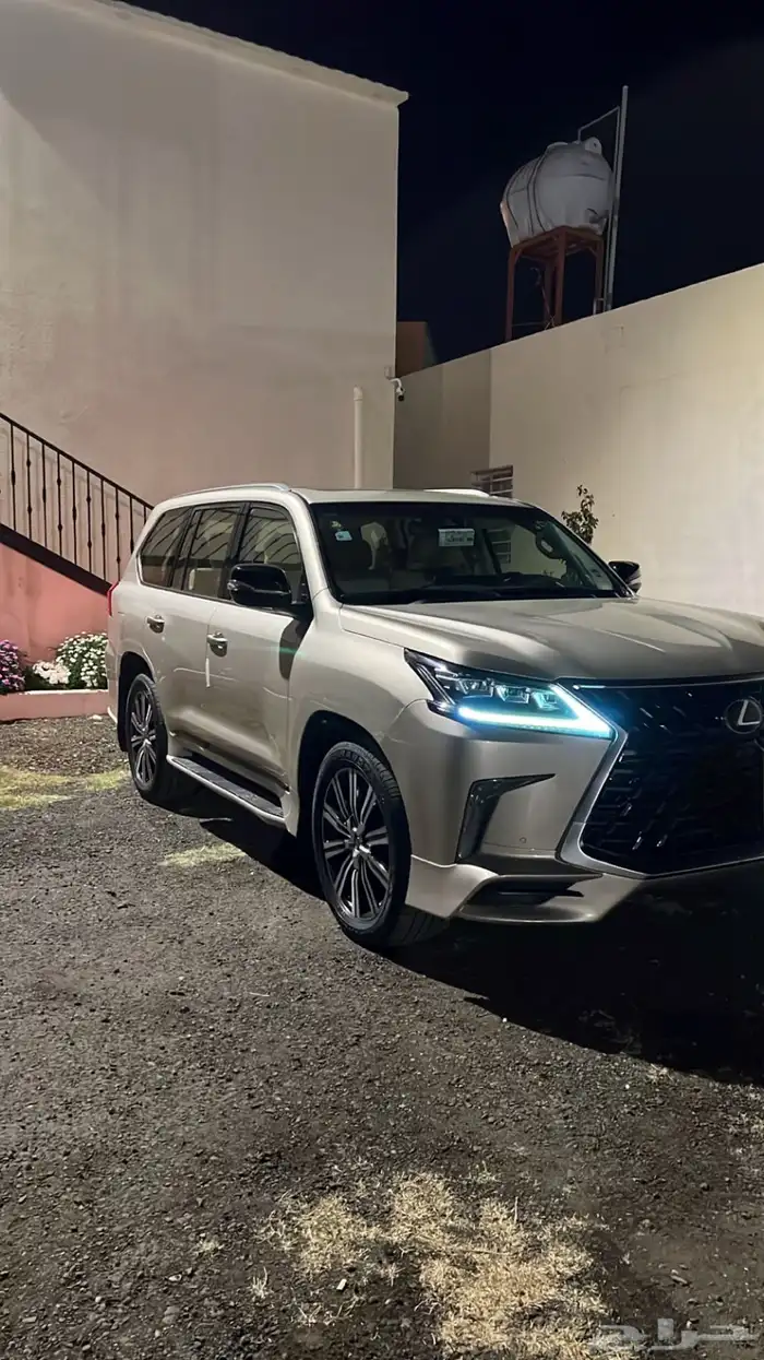 لكزس فل كامل DD اللون ذهبي LX 2016 2