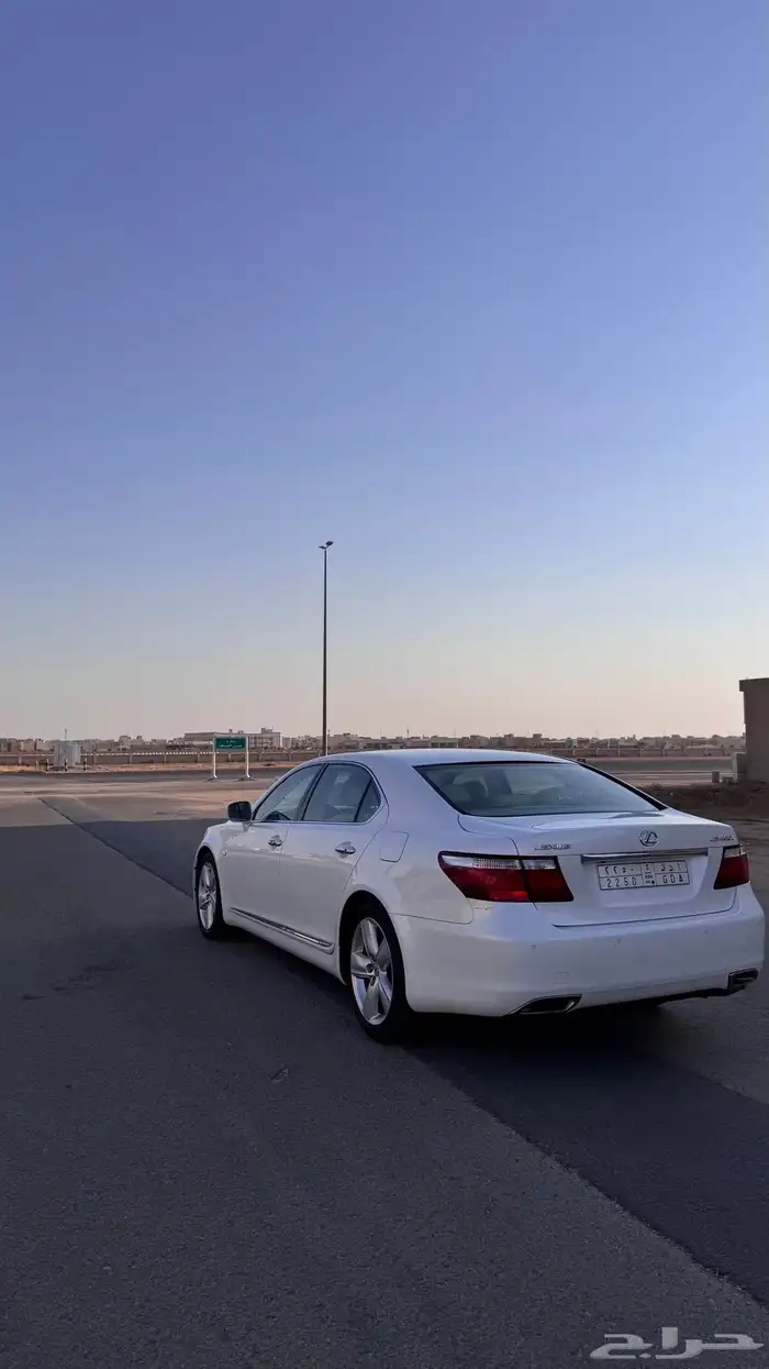 لكزس 460 4