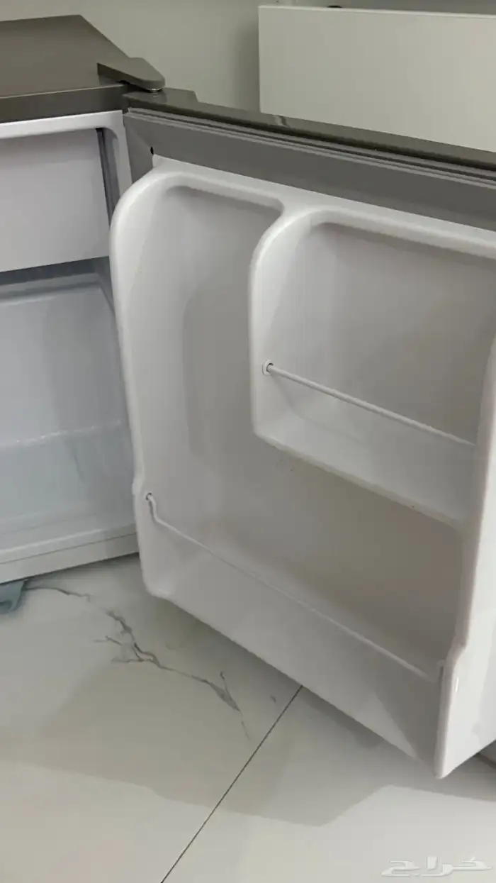 ثلاجه صغيره للبيع 2