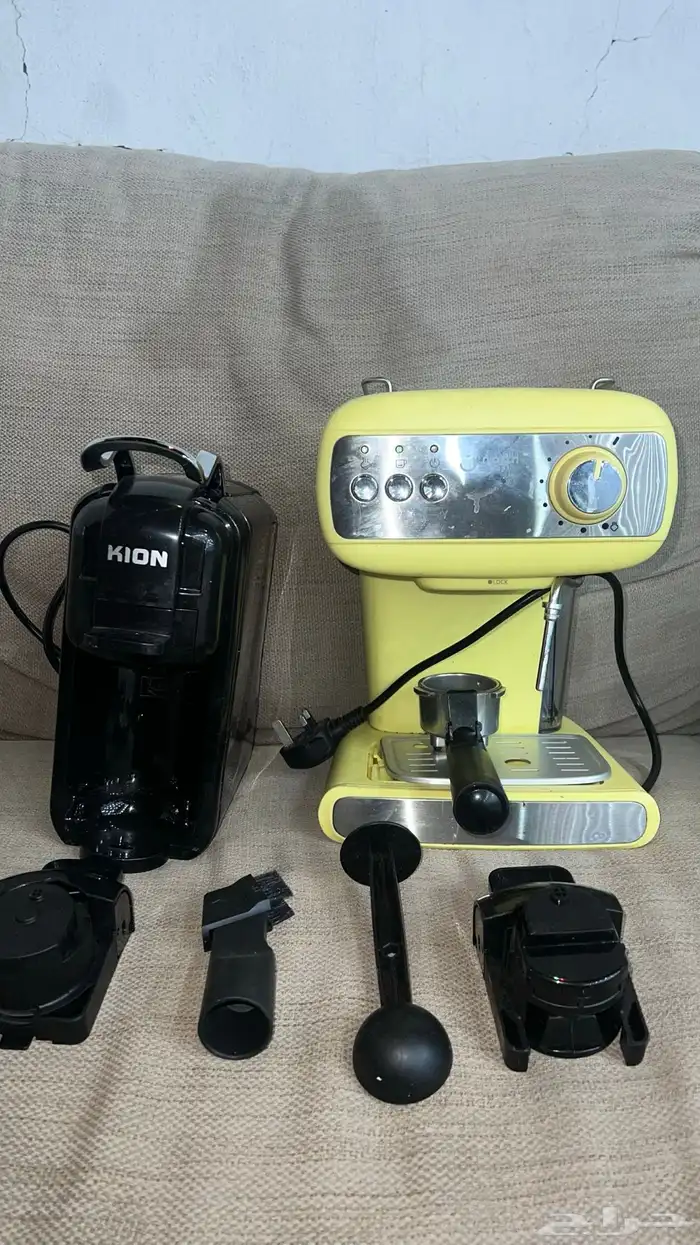 آلتين قهوه اسبريسو واحد يدوي والثانيه كبسولات 2