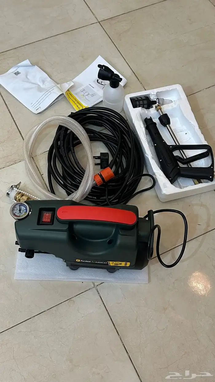 مكينه تنظيف او مضخه ماء 0