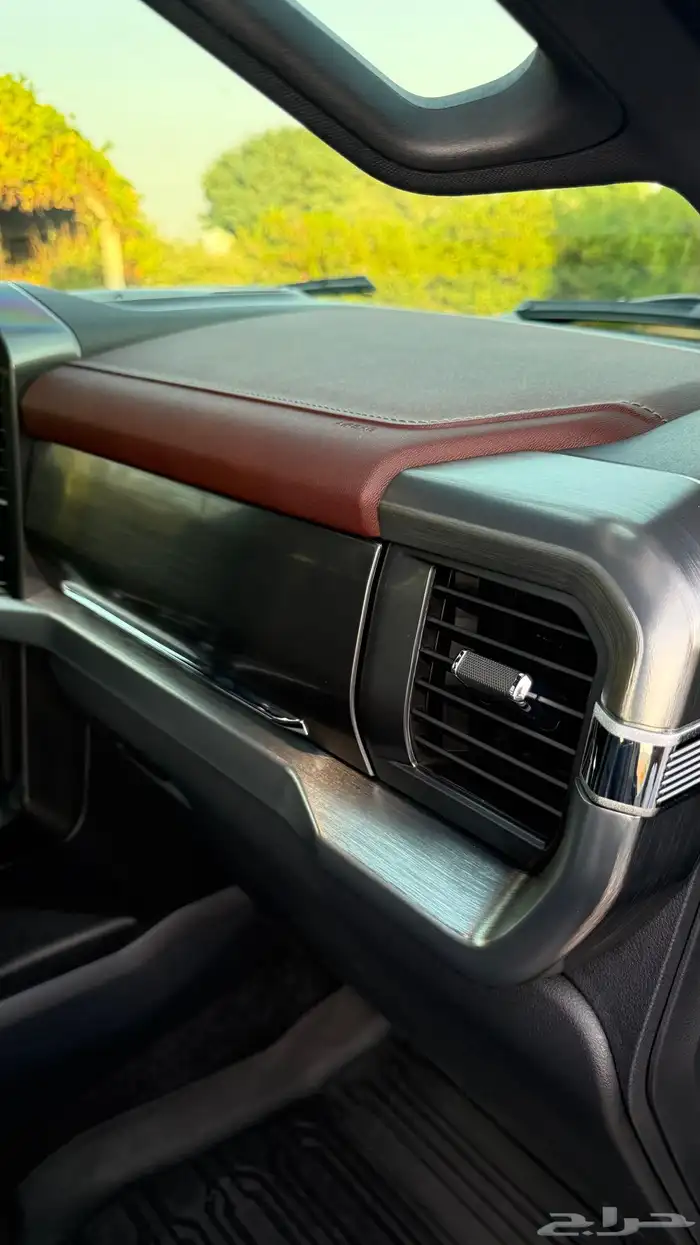 فورد f150 2023 مالك أول لاريت وارد ناغي أسود 40