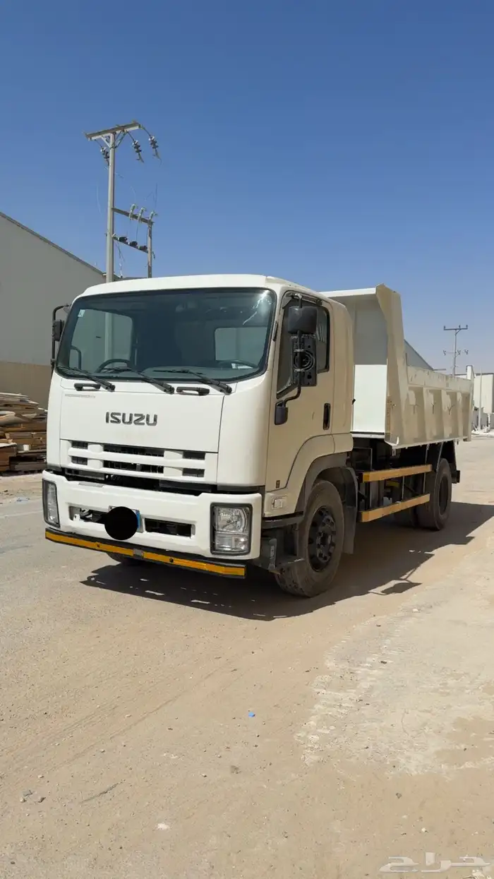 ايسوزو دينا قلاب كبير 20 طن لوري 1