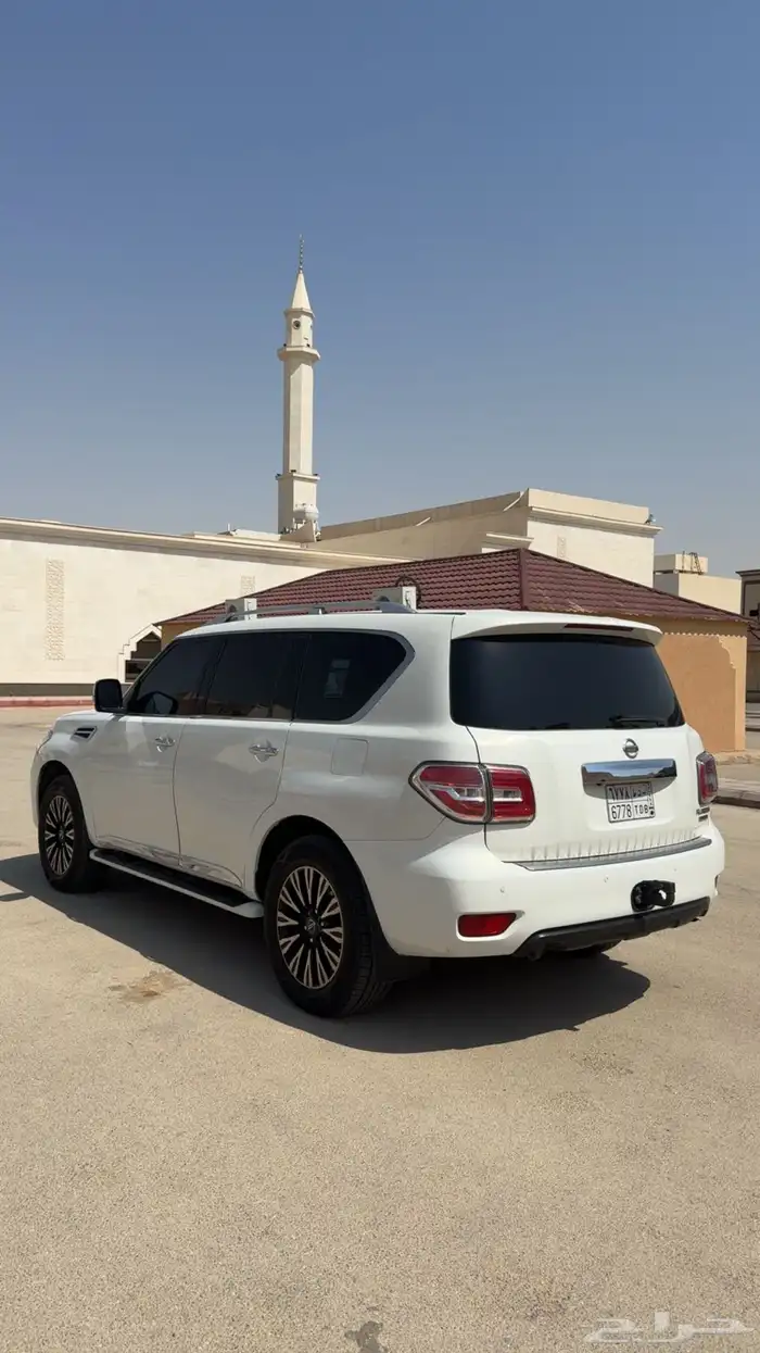 نيسان بلاتينيوم 2010 0