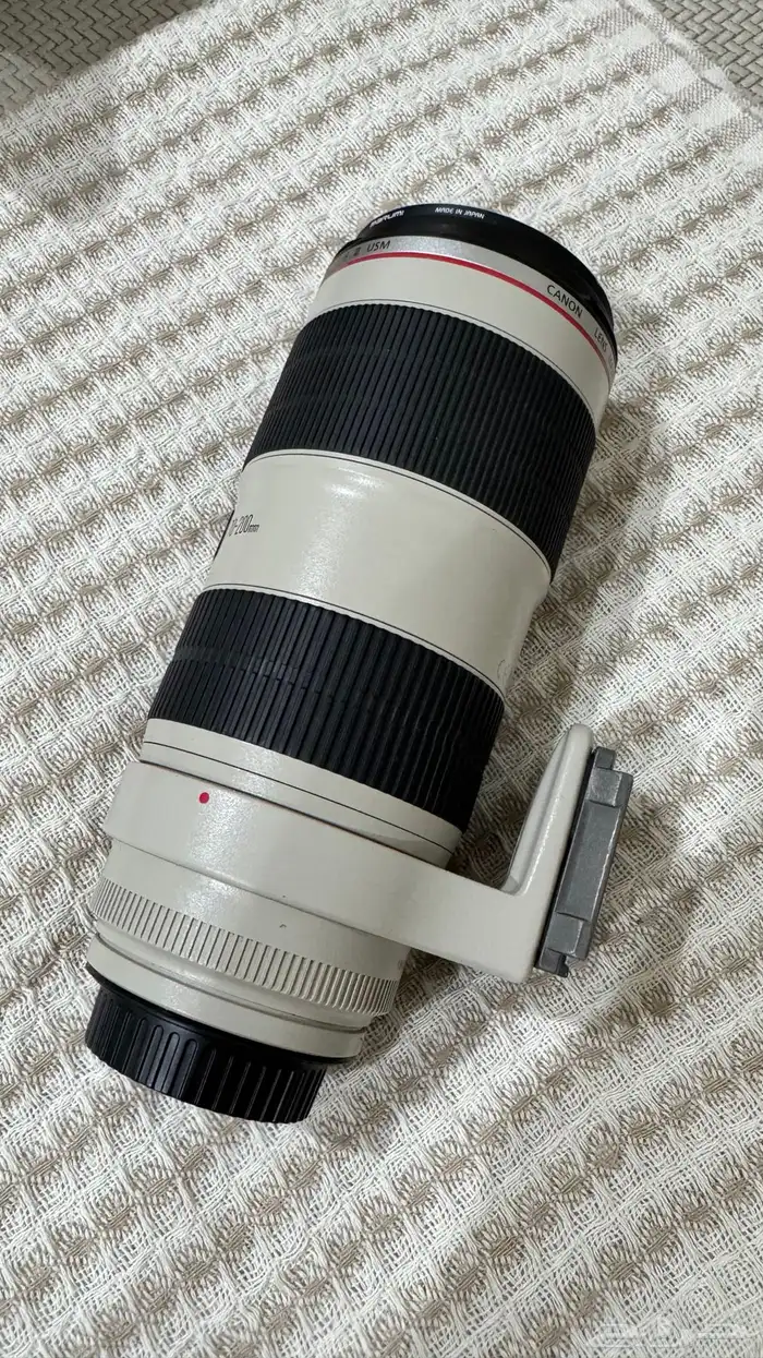 عدسة كانون 70-200 الاصدار الثاني 0