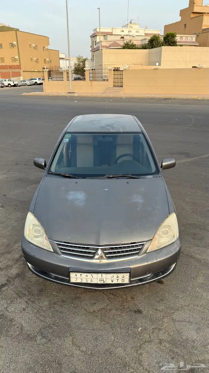 لانسر بومة 2009 0