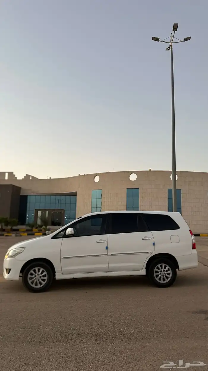 انوفا 2013ممشى قليل 2