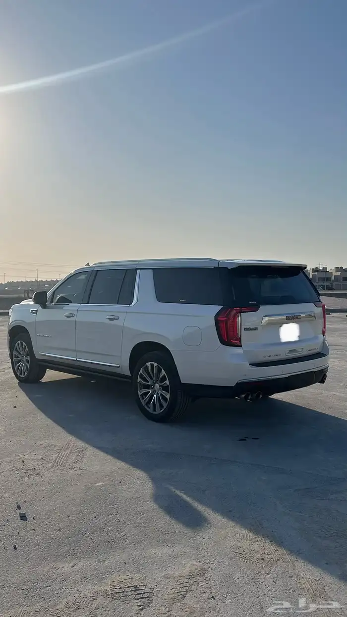 GMC 2021 DENALI XL 3