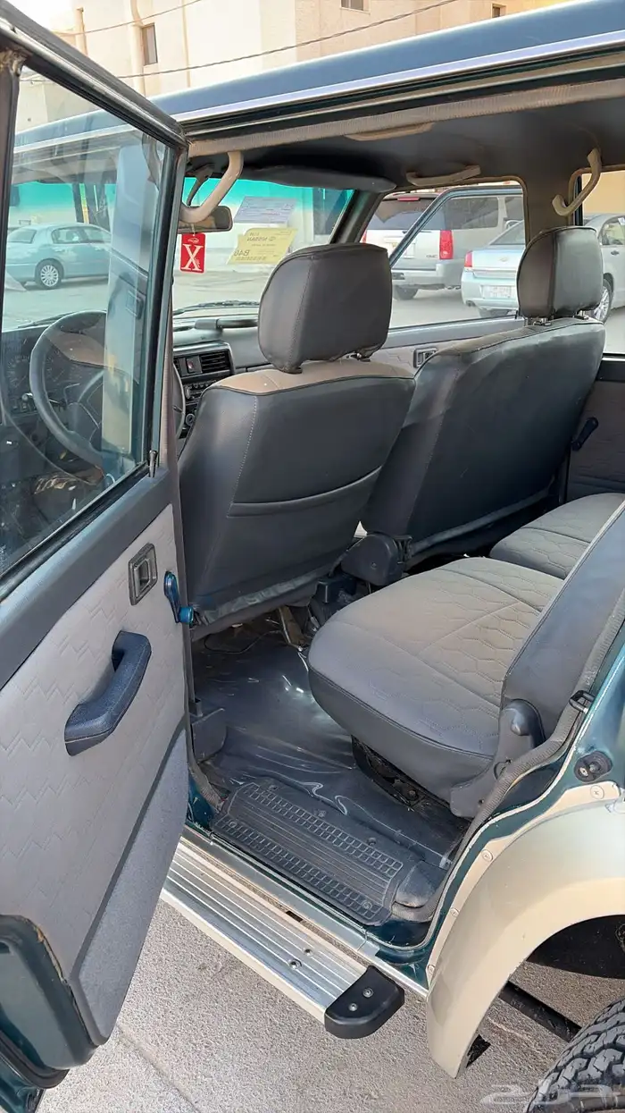 جيب نيسان 1995 2