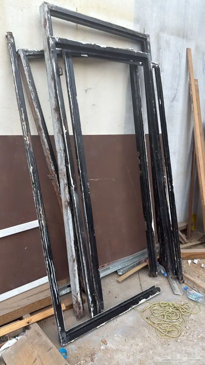 للبيع ابواب حديد مستعمل 0