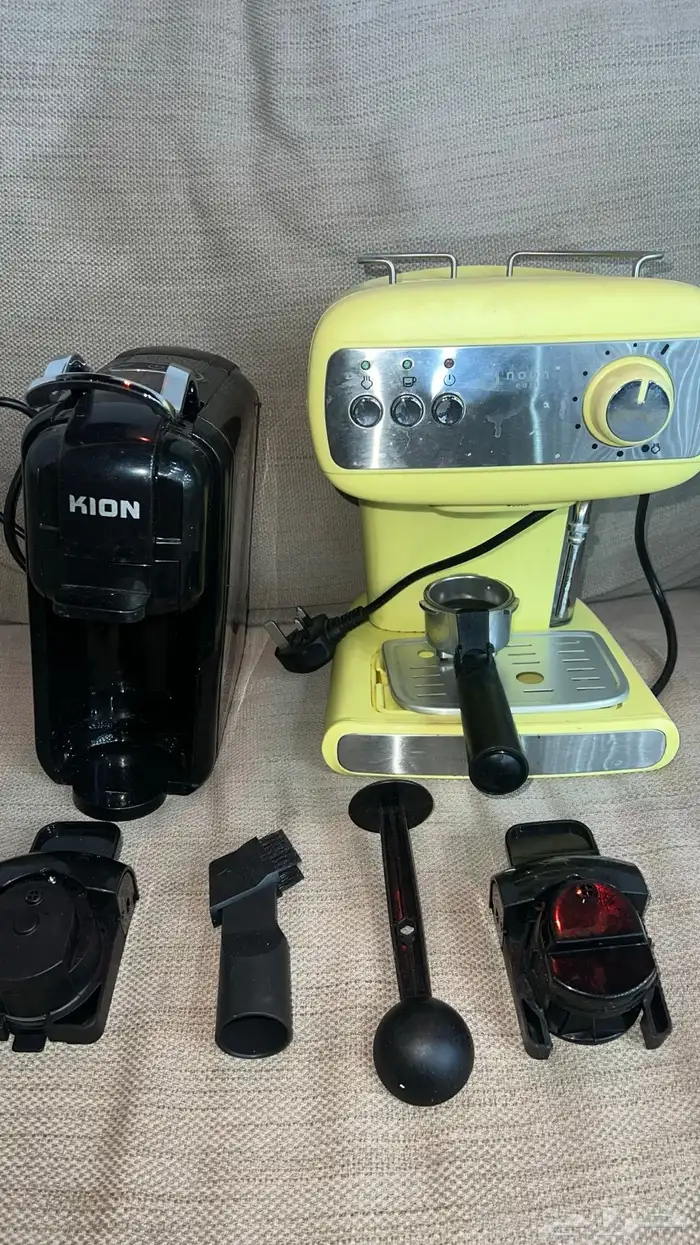 آلتين قهوه اسبريسو واحد يدوي والثانيه كبسولات 1