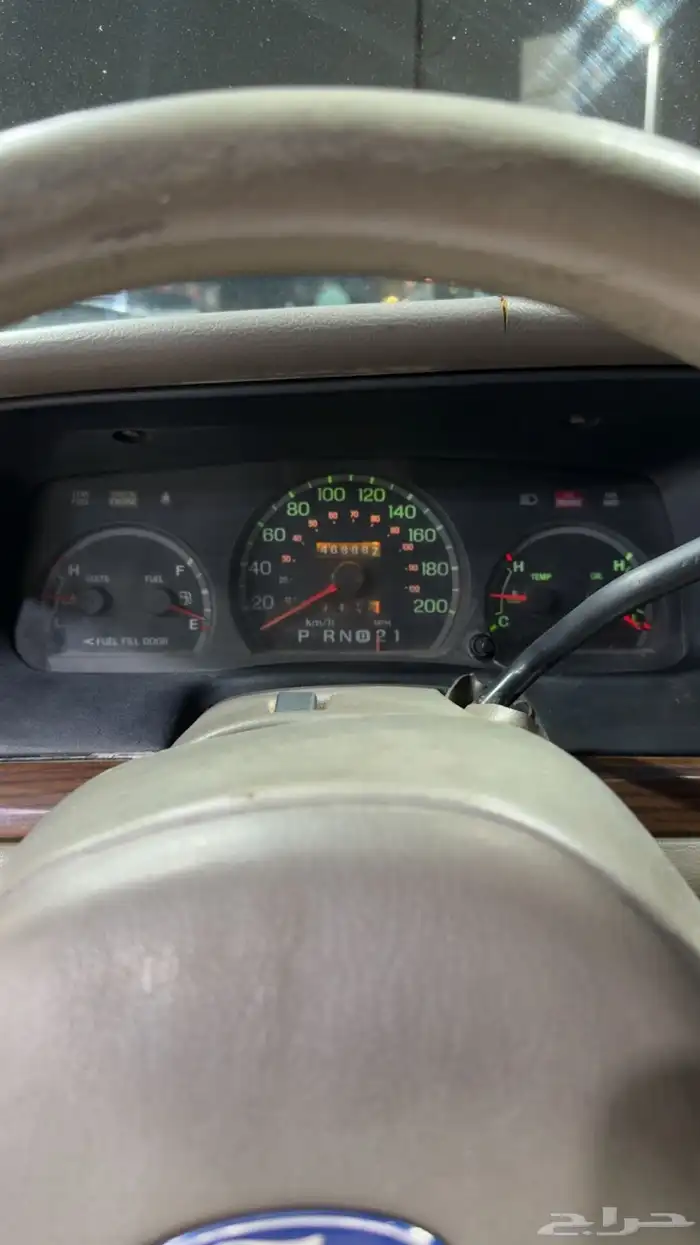 فورد فكتوريا للبدل سيارة حوض 10