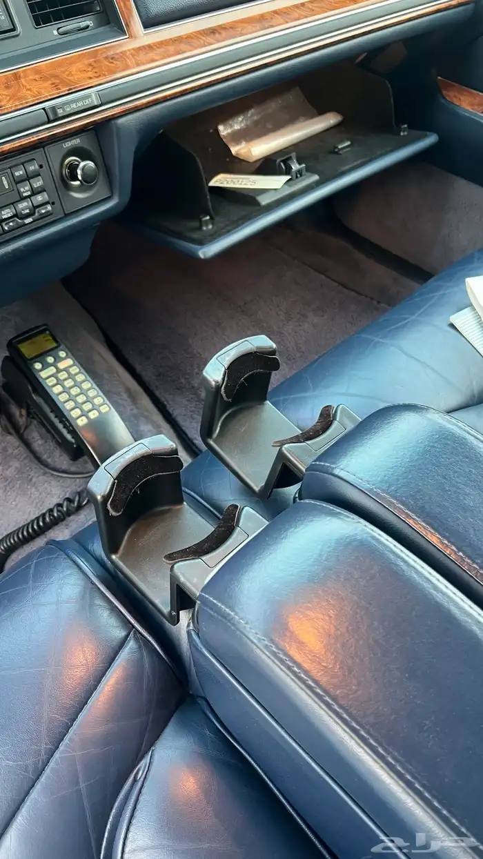 لينكون تاون كار 1994 مخزن 64