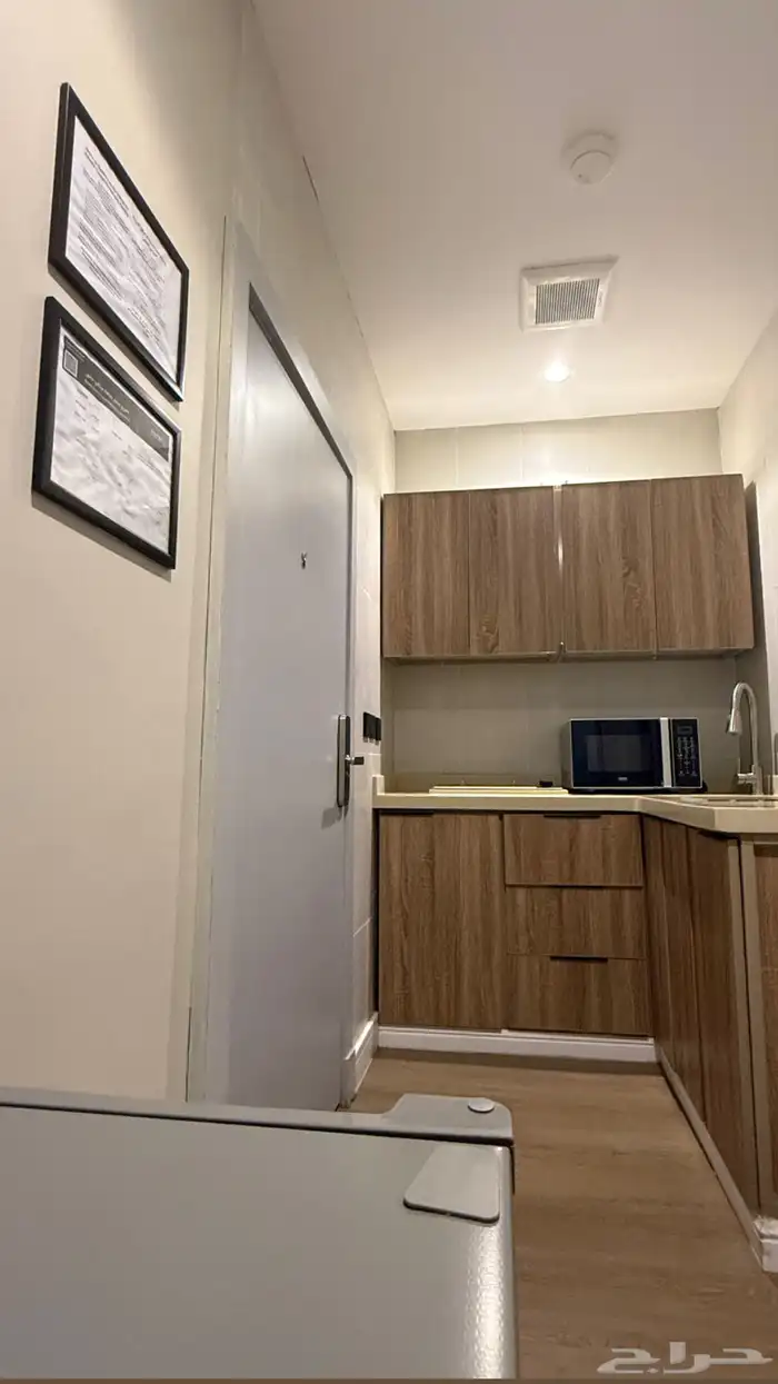 شقة فخمة (غرفة وصالة) مؤثثة بالكامل للإيجار الشهري 2