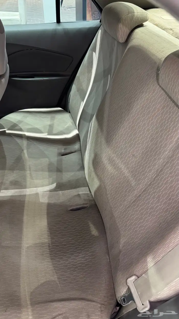 للبيع يارس 2009 نظيف 10