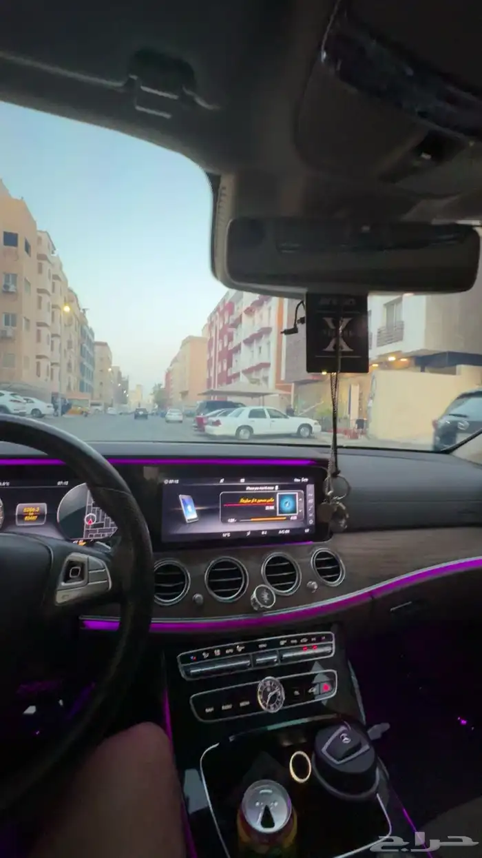 مرسيدس 2018 e300 نظيف 15