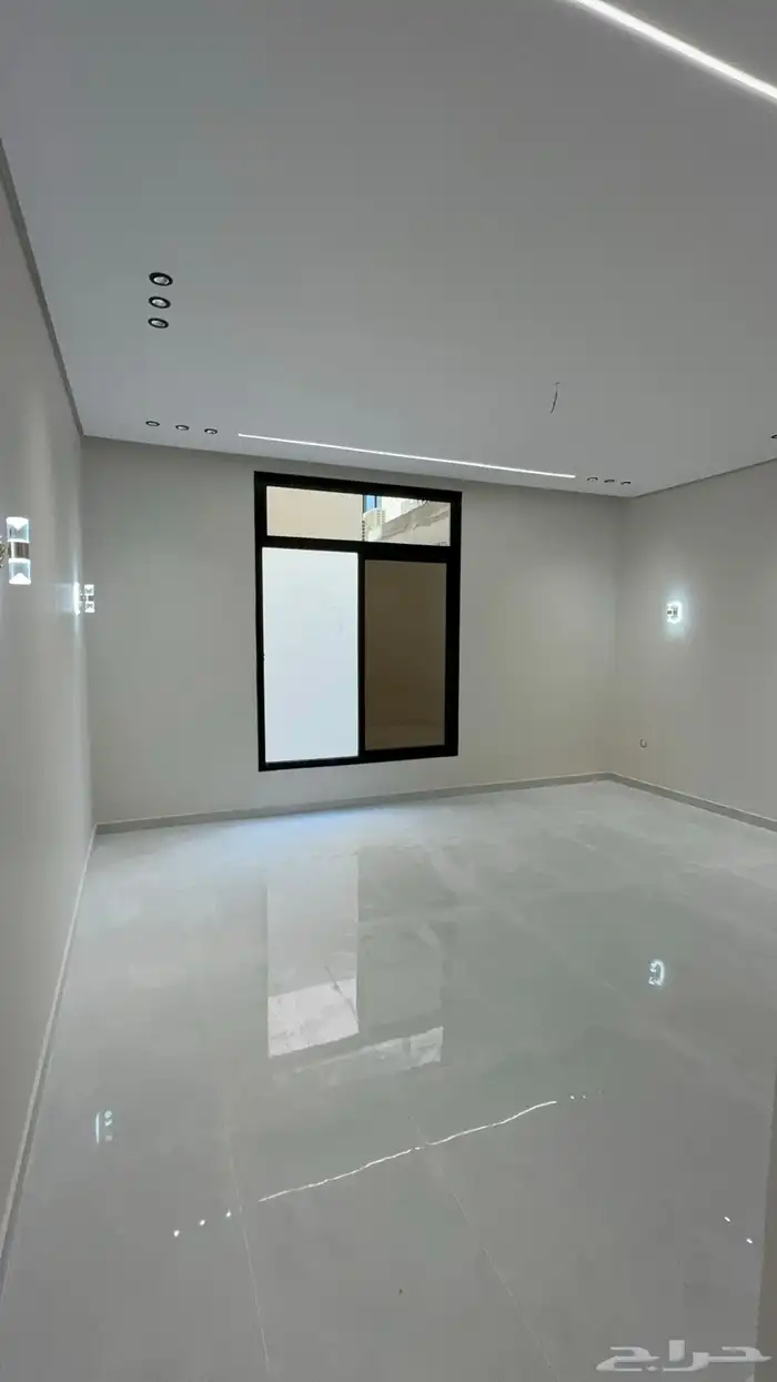 للبيع فيلا شبه منفصله 250 متر بالتاسع تصميم طيب 10