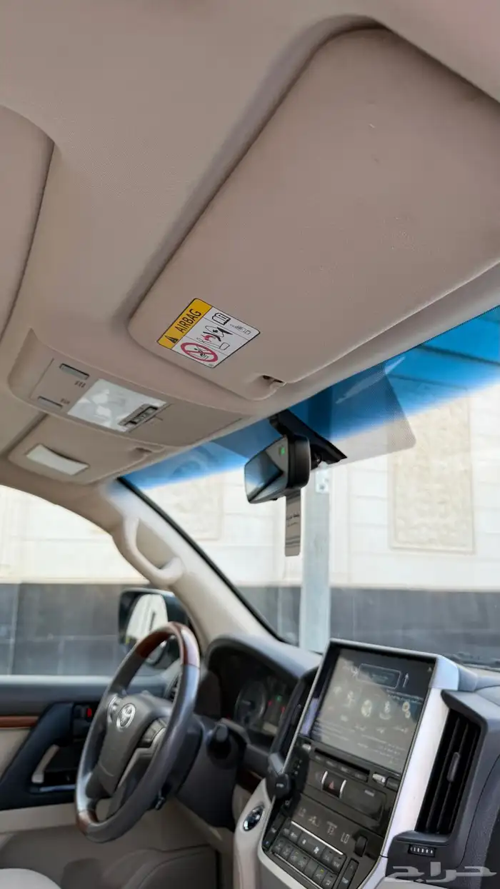 لاندكروزر 2018 8 سرندل GXR 29