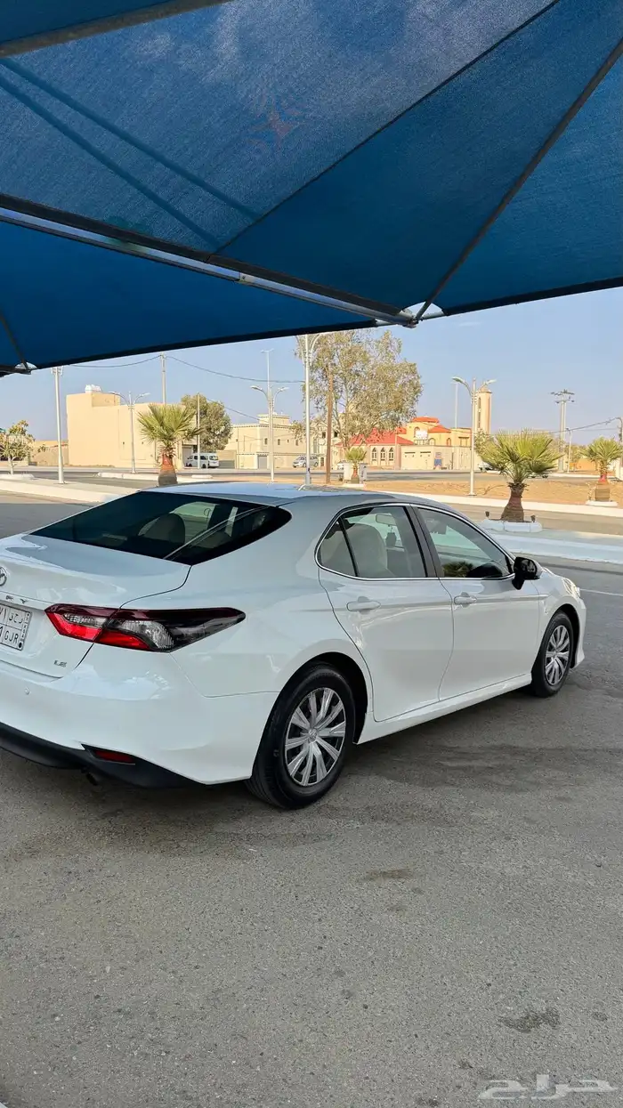 للبيع كامري مخزنه 30