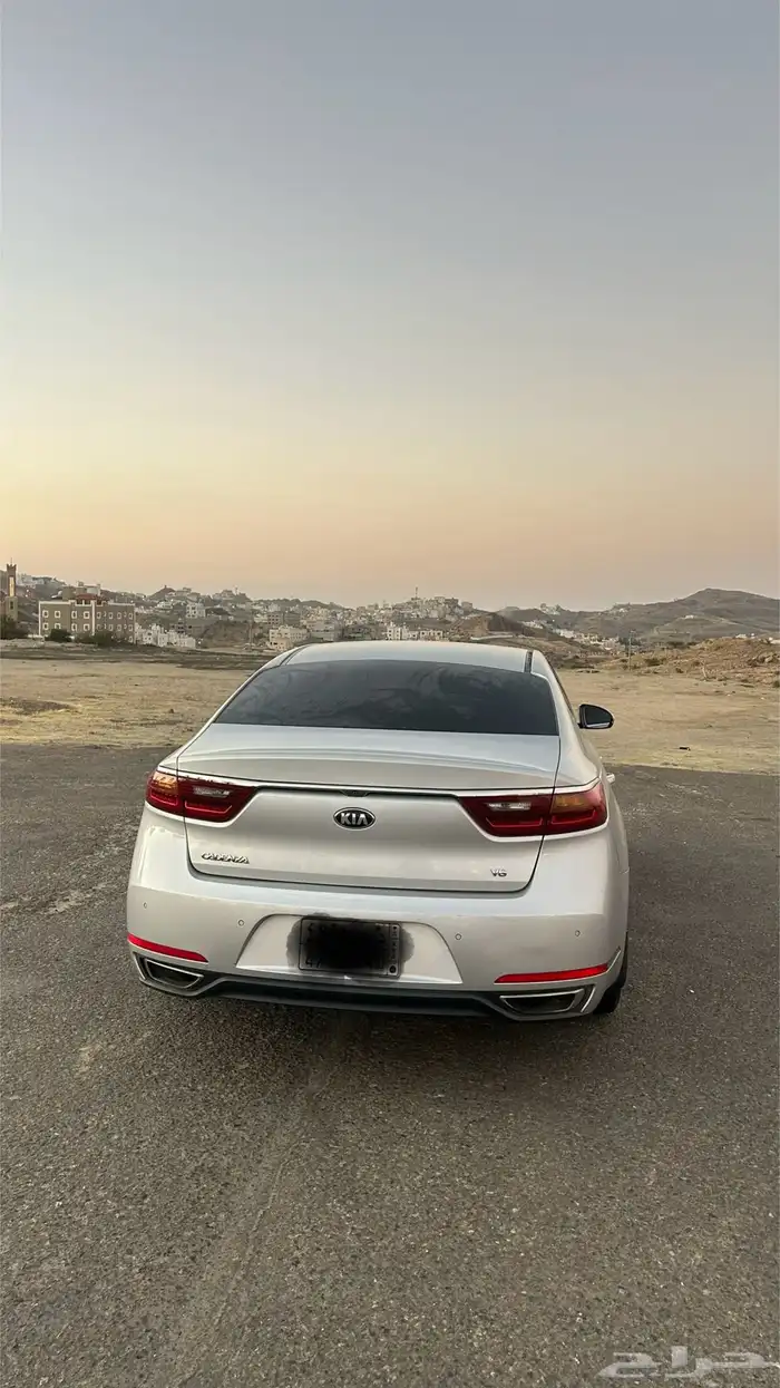 كيا كادينزا 2018 10