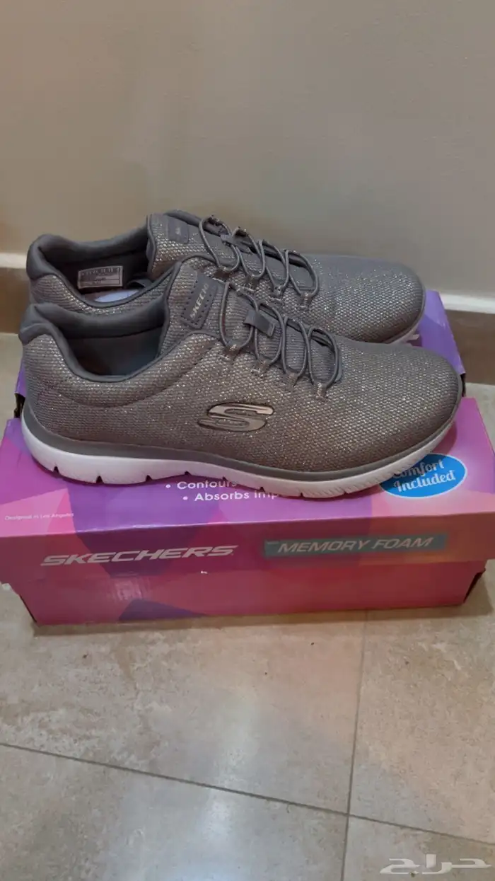 حذاء سكتشرز نسائي ( جديد ) 0