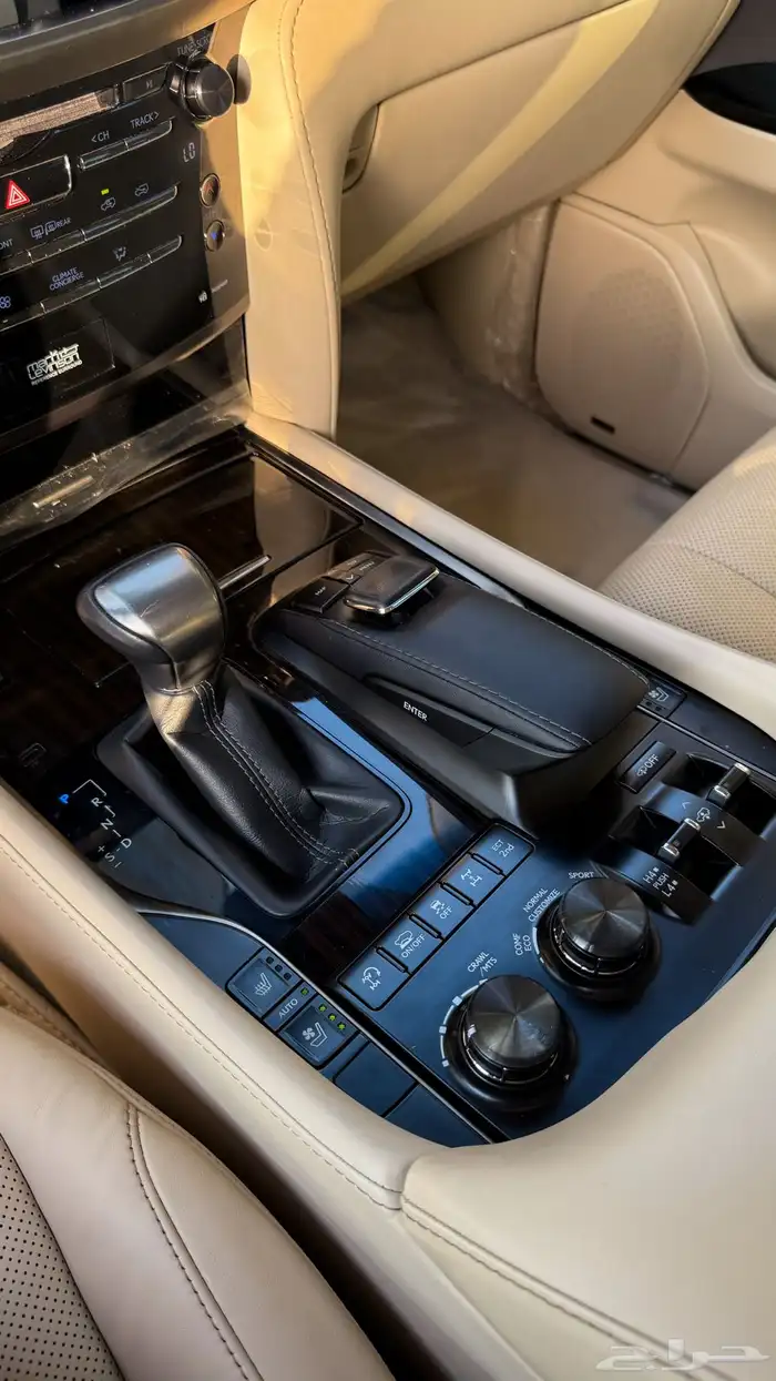 لكزس LX570 سعودي مخزن 2021 21