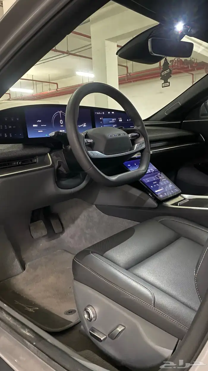 لوسيد اير بيور 2025 27