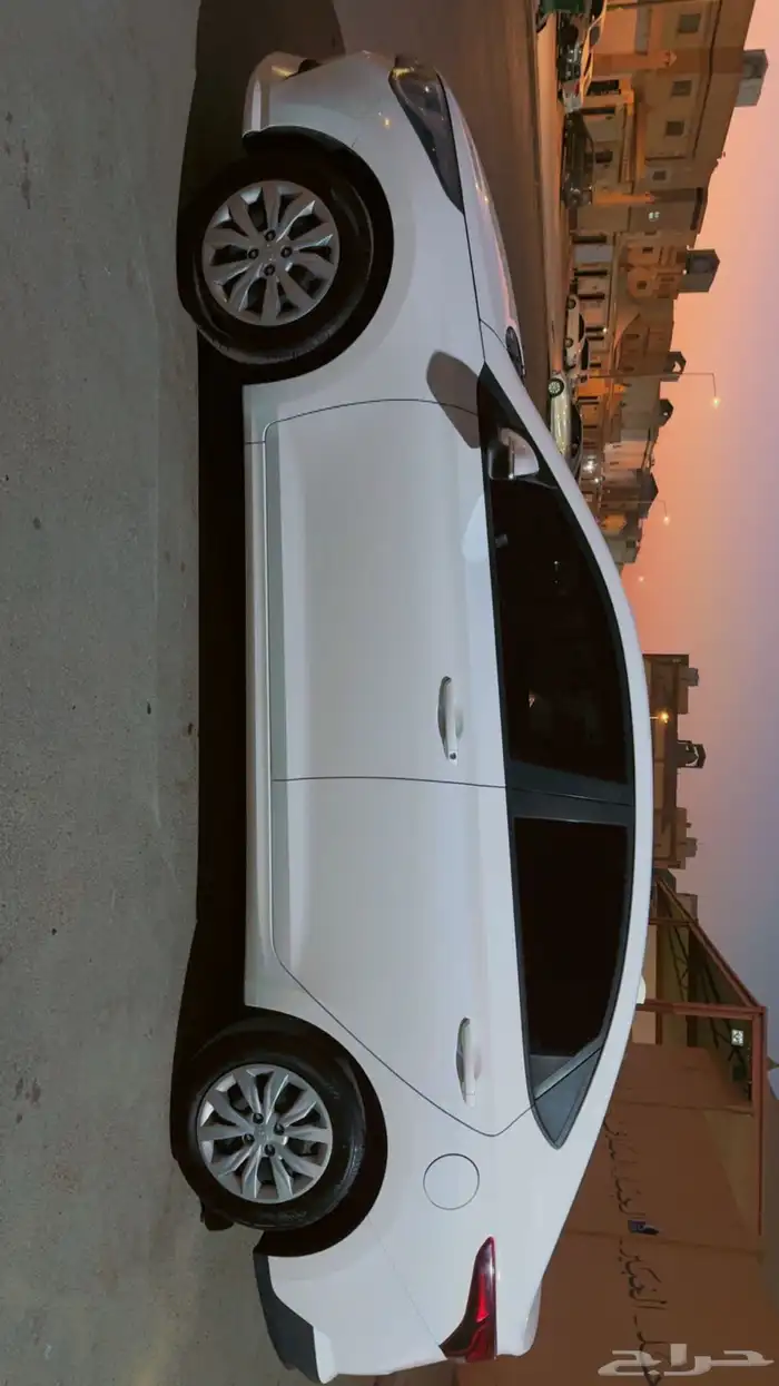 للبيع اكسنت خليجي نص فل 1600cc 3